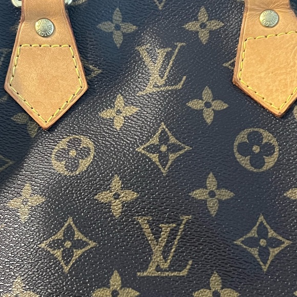 Authentic Louis Vuitton Speedy - Picture 5 of 7